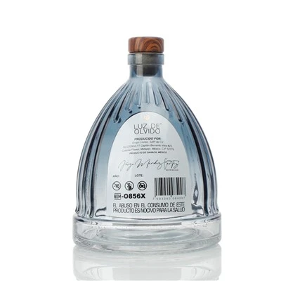 750ml Artisan Textured Curved Spirit Bottle factory